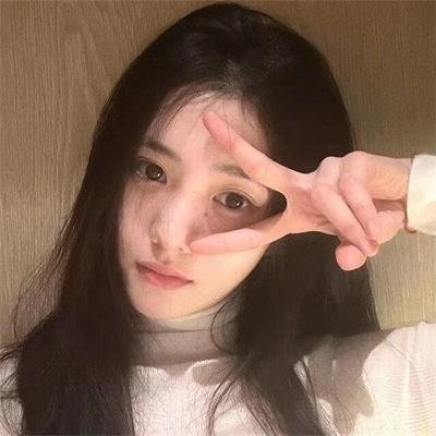 女孩不微笑 在线观看封面